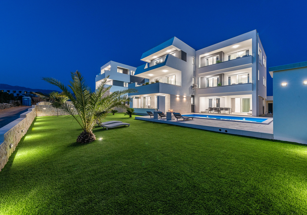 POOL VILLAS MARIS - trokrevetni apartman