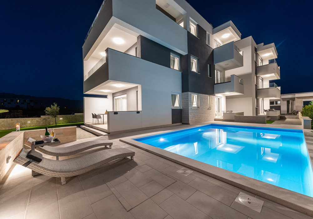 POOL VILLAS MARIS - šesterokrevetni apartman