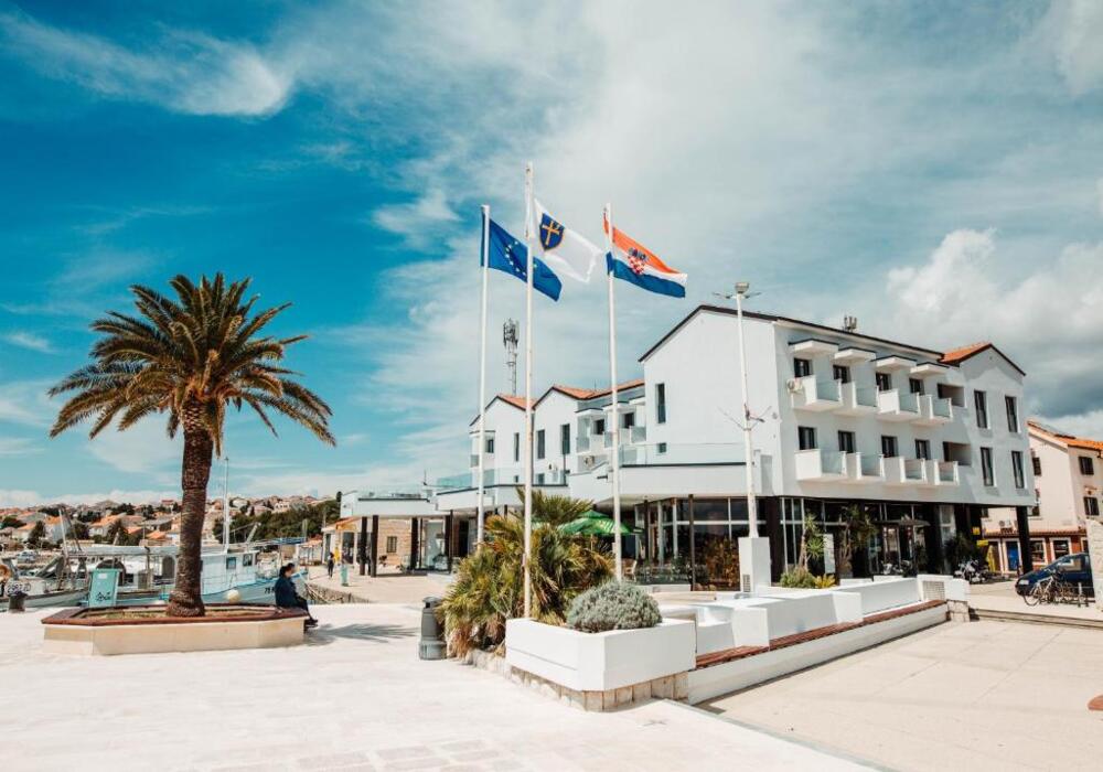 Hotel Loža - trokrevetna soba