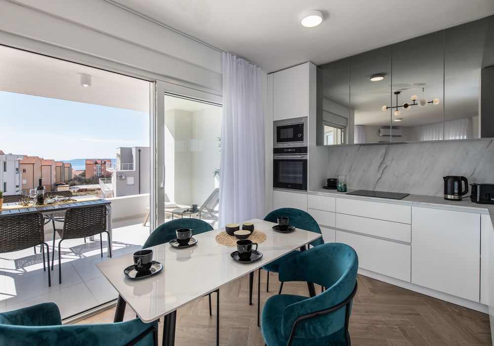 LUX POOL APARTMENTS - šesterokrevetni apartman