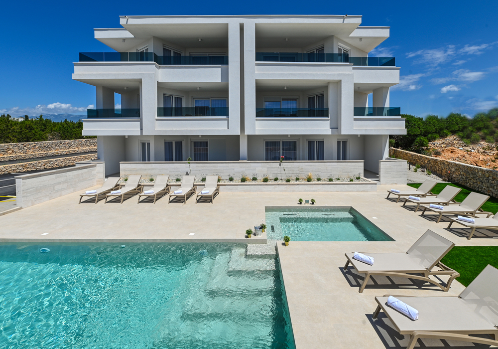 LUX POOL APARTMENTS - četverokrevetni apartman