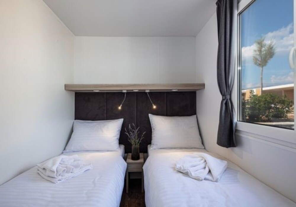 PHALARIS RESORT - VILLA BEZ BAZENA (6+1)